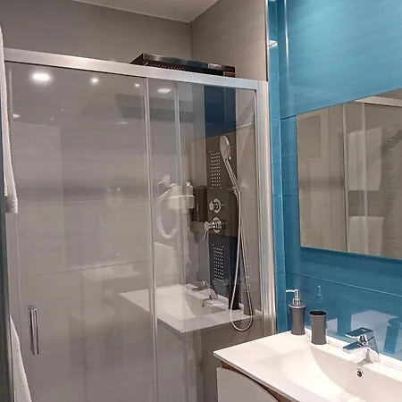 Garden House ゲストハウス 3*