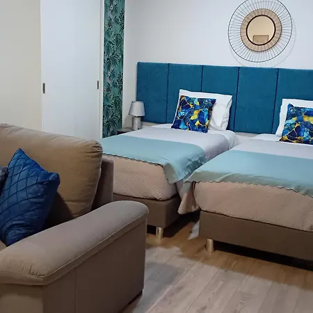 ゲストハウス Garden House Fundão