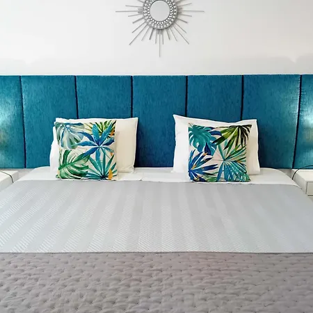 Garden House ゲストハウス Fundão