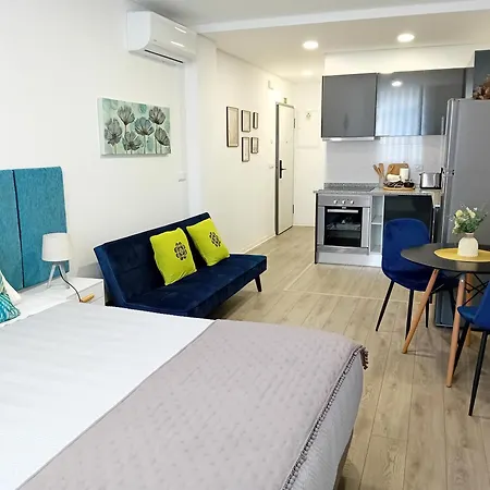 Garden House ゲストハウス