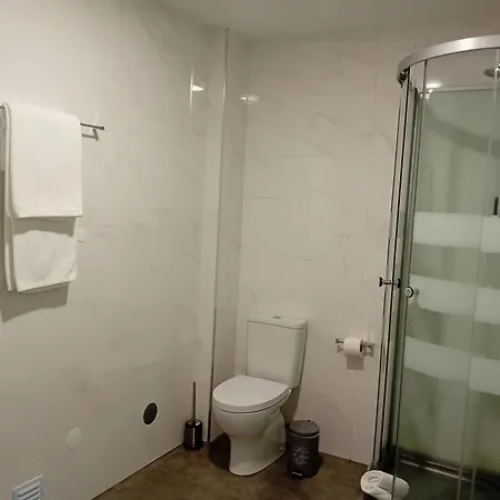 ゲストハウス Garden House