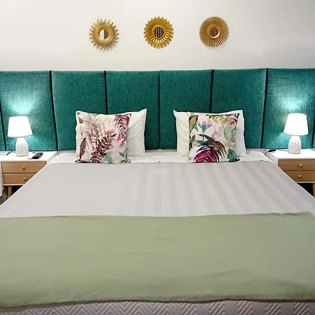 Garden House 3* Fundão