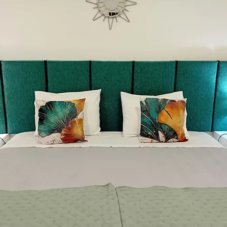 Garden House ゲストハウス 3*